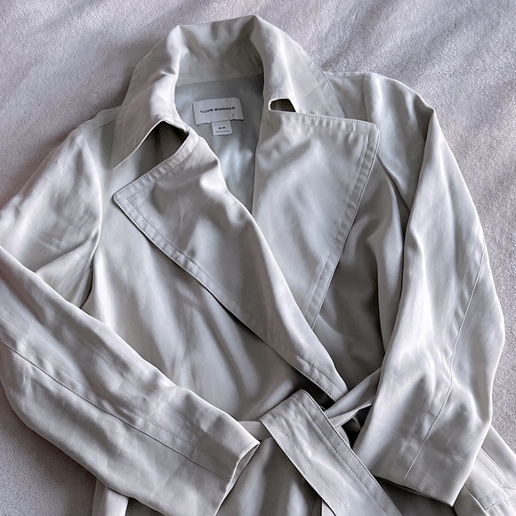 CLUB MONACO // “Gideon” tan open belted trench (M) - Picture 2 of 5